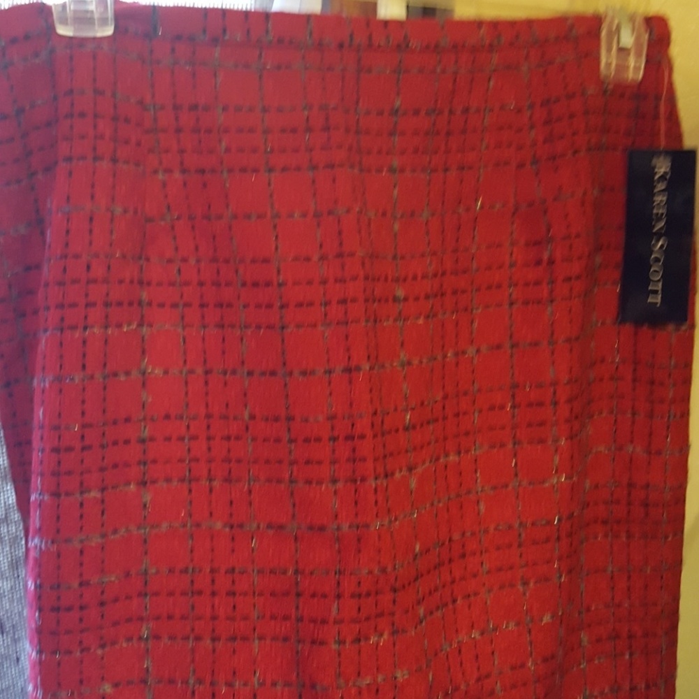 Skirt - Picture 4 of 4